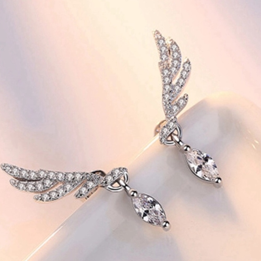 ✨✨ AAA Silver Angel Wings Earrings ✨✨